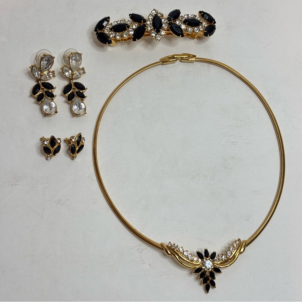 Yellow Gold Crystal Black Costume Set Necklace Barrette Earrings Dangle Stud